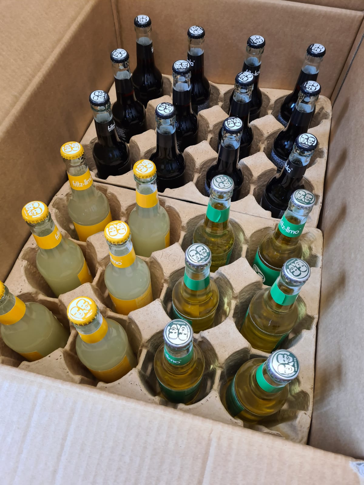 Flower Delivery Reviews / Beer bottle packing
